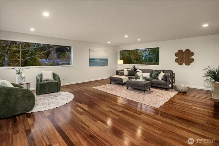 Gleaming hardwoods!