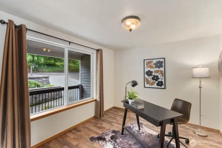 Extra room downstairs - an office or even formal dining room. Extra room downstairs - an office or even formal dining room.