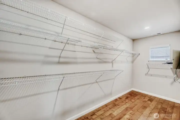 Large Walk-in Closet Large Walk-in Closet