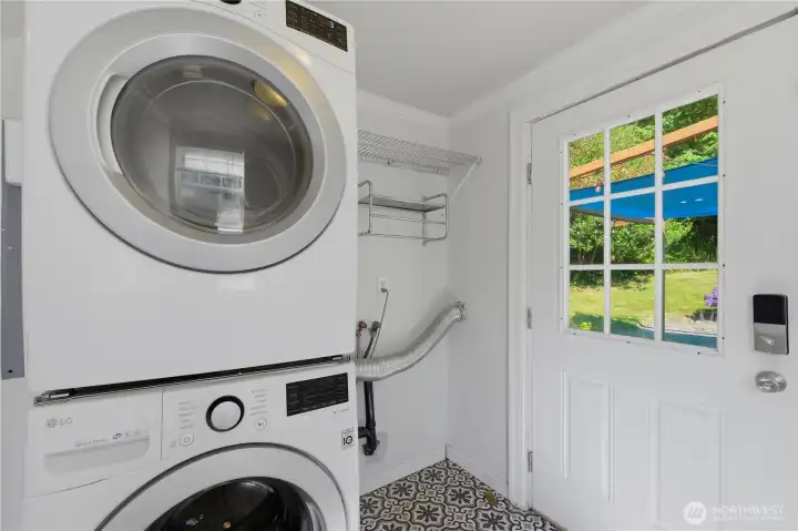 laundry on main laundry on main