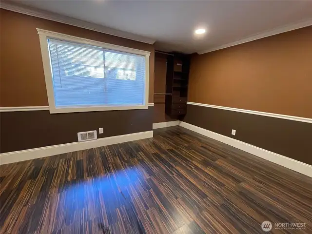 Bedroom view no furniture
