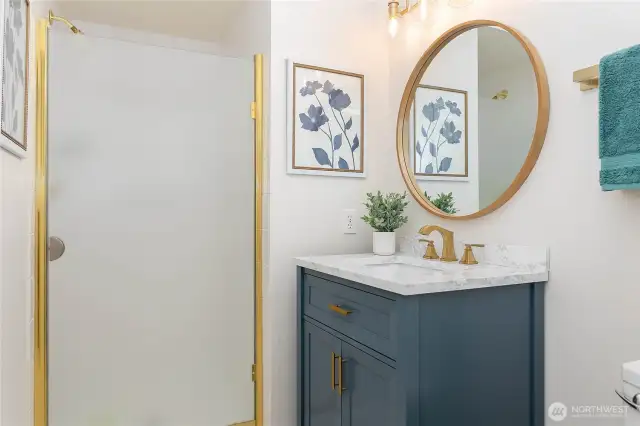 Guest suite bathroom.