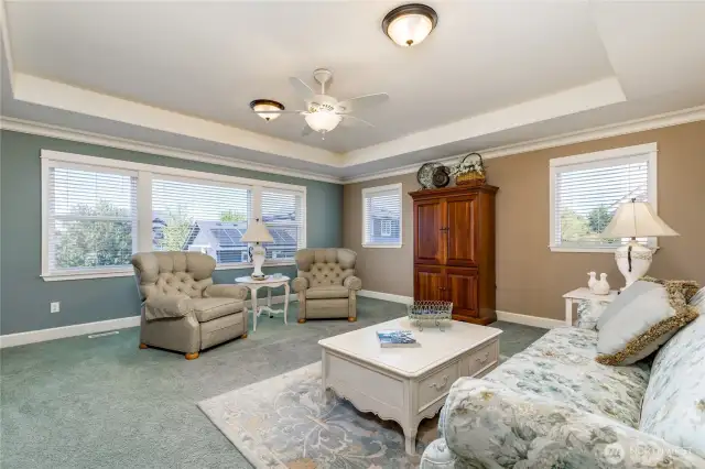 Large bonus room upstairs is perfect for a home theater, playroom or home gym