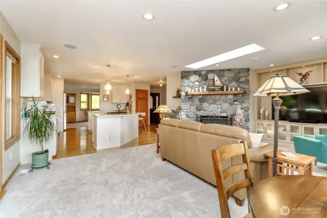 Second dinning area off the kitchen.