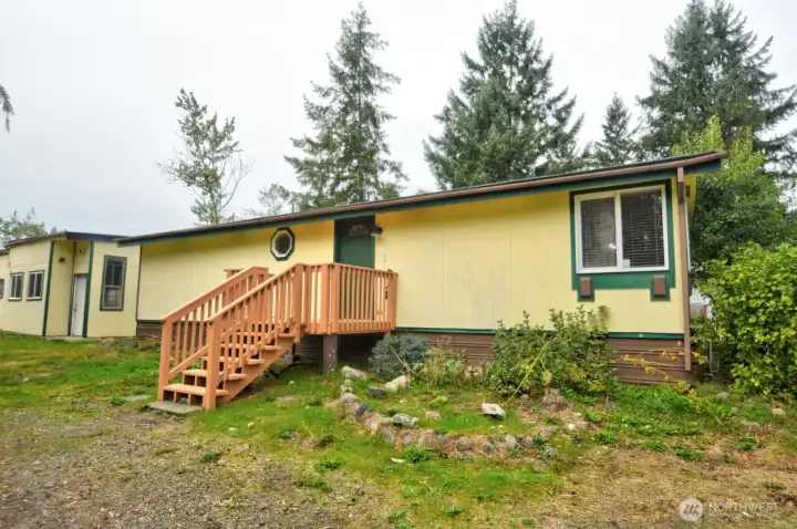Community features, parks, BBQ and picnic areas, BB court, private riverfront beach access and more!
