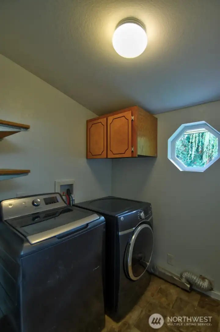 Washer and dryer convey with home.