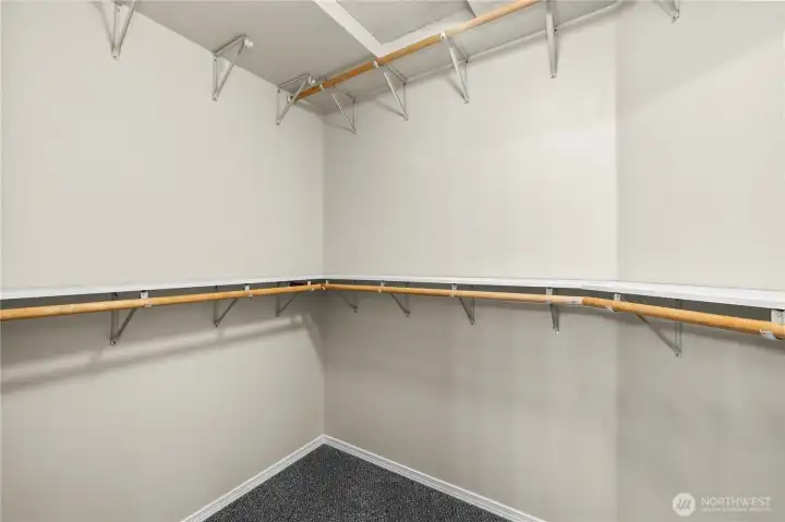 Bedroom 4 Large Walk-in Closet