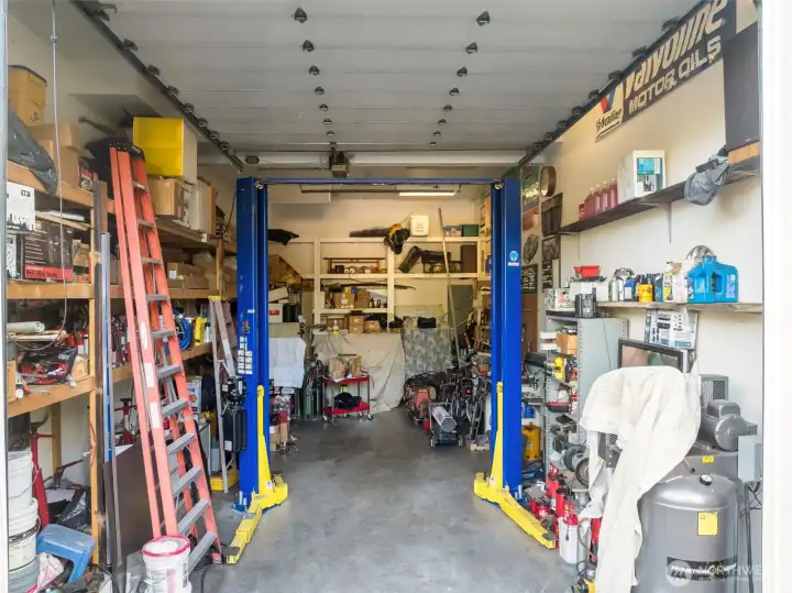 Mechanics Bay with Lift, Garage Wraps around entire lower level