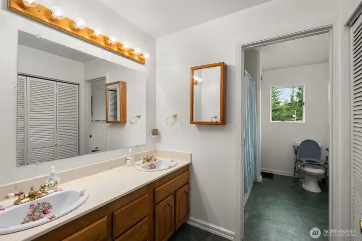 Top Floor Bathroom