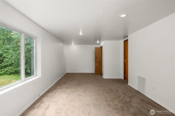 Middle Floor