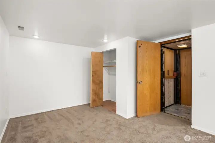 Middle Floor