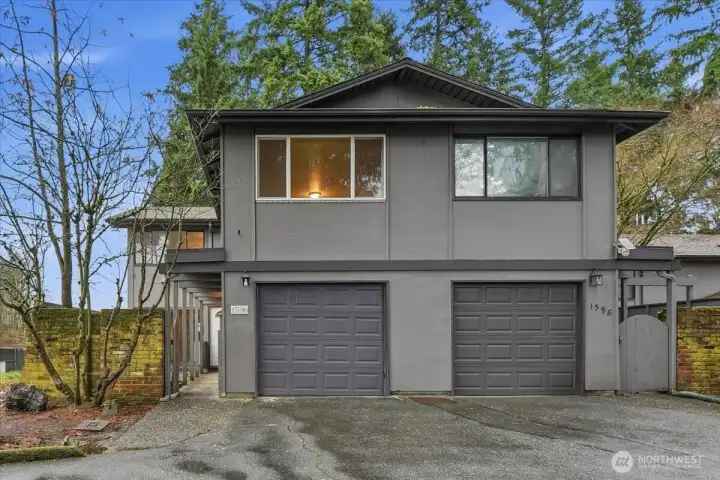 Front of Townhouse - on the left