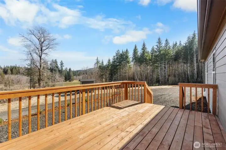 Imagine stepping out onto this deck every day with all these territorial views at your fingertips