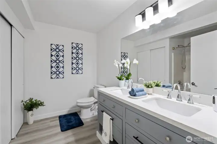 Main Level Hall Bath - Full
