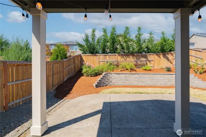 Backyard/Covered Patio Backyard/Covered Patio