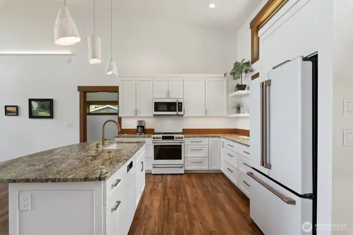 Nicely upgraded cabinets and appliances!