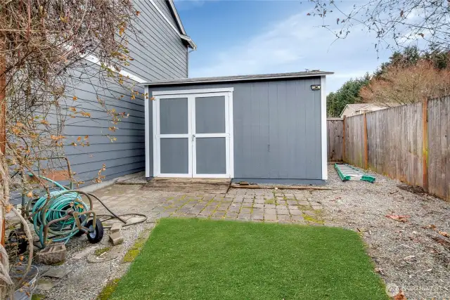 Large matching storage shed stays with the home!