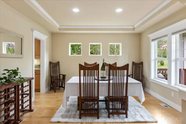 Dining room.