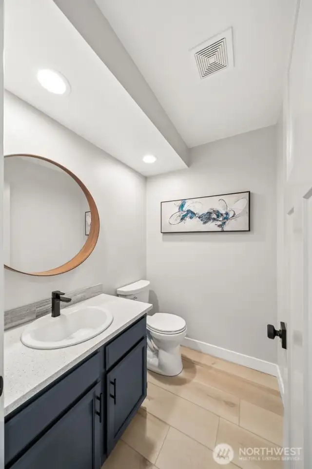 1/2 bath main floor