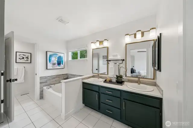 5 piece master bath