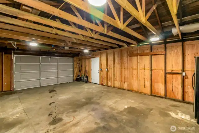 Detached Garage