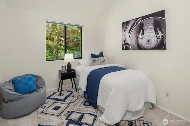 3rd bedroom upstairs