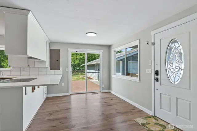 Dining area w/slider to the deck