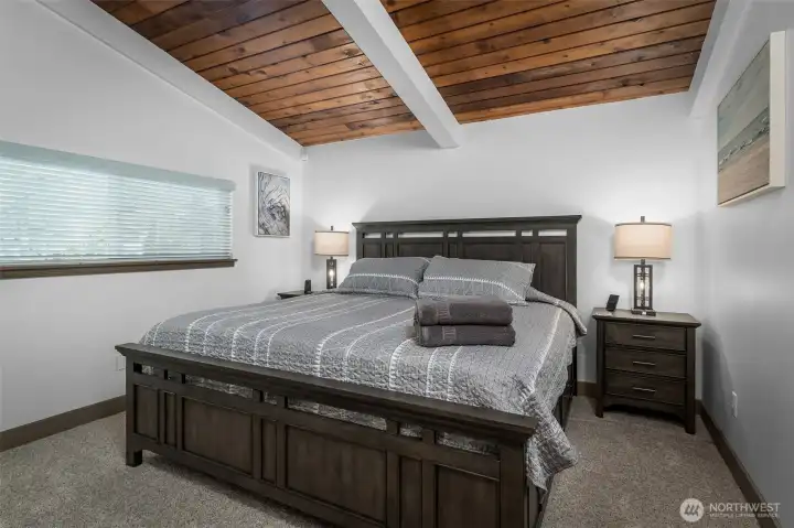 Primary suite