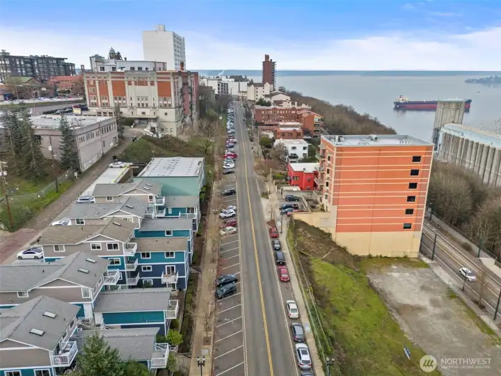 Location, location, location! Stadium District - so many incredible things nearby.