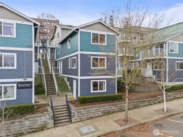 Stadium District affordable & move in ready!