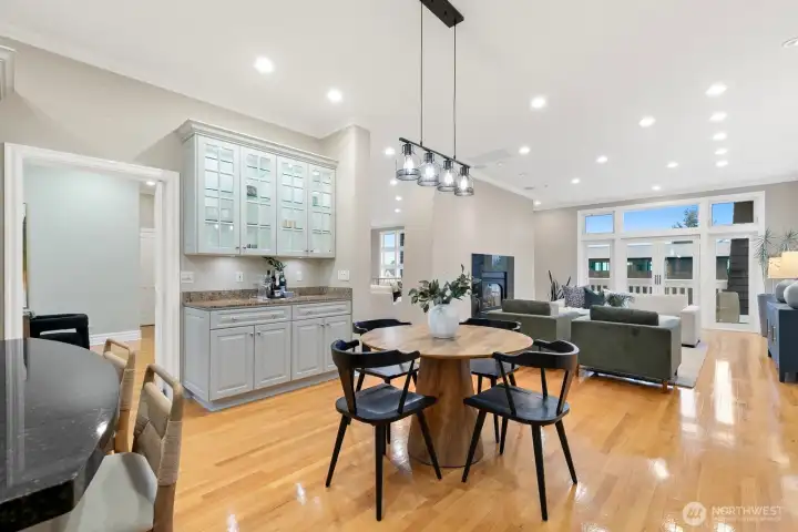 Imagine the parties here!