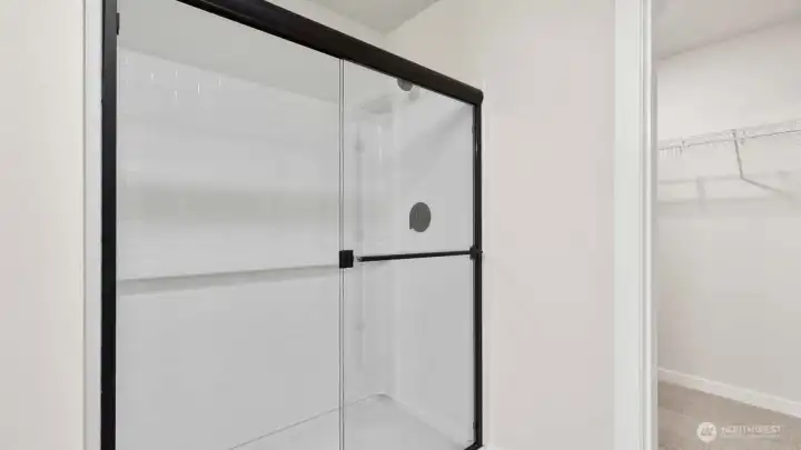 Photos are for representation only.  Features, colors and selections may differ from photograph. See site agent for details.