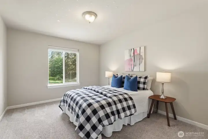2nd bedroom