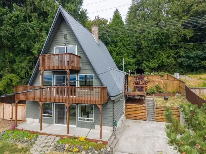This home does not disappoint when it comes to views with all new windows looking out over the tides, tails, and water