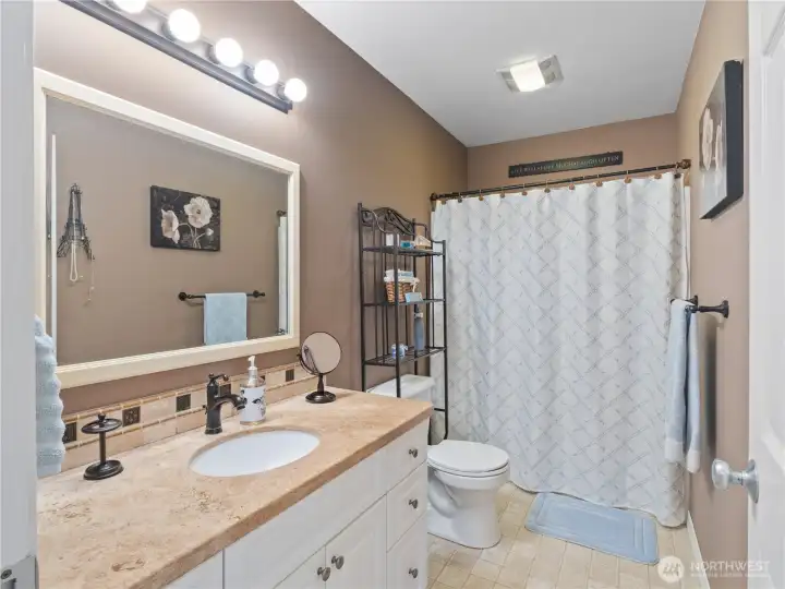 Bathroom 2 Bathroom 2