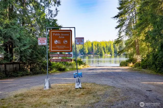 Public Boat Launch on Wooten Lake.