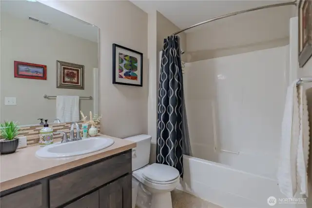 Upper Hall Bath
