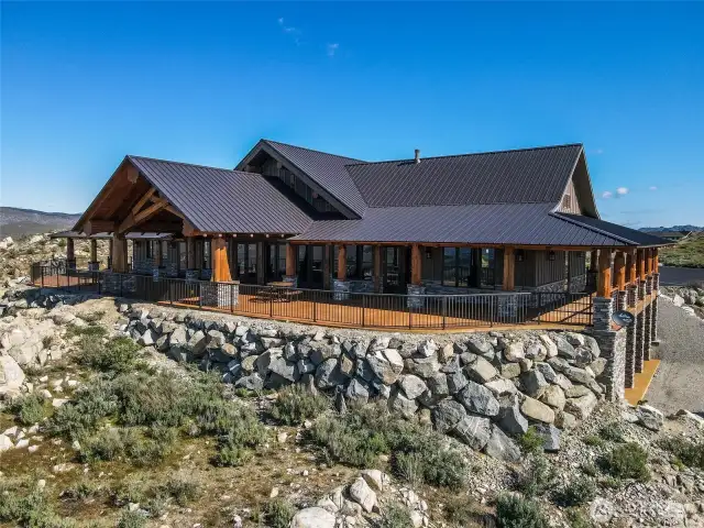 Silver Spur community lodge