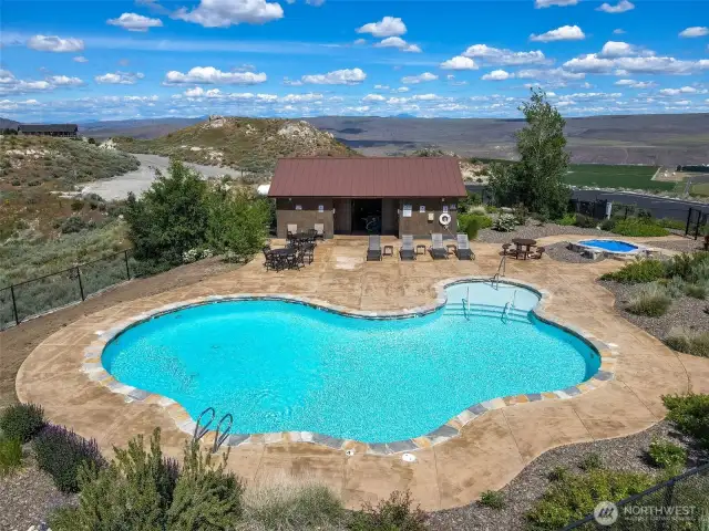 Community pool