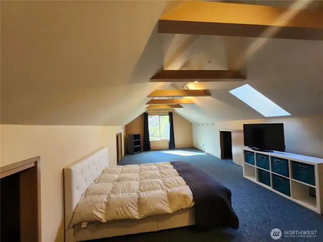 Bonus Room