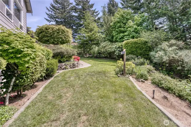 Keep the plants where they belong with this extensive curbing.