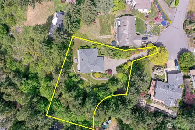 The way this home is sited and the mature landscaping provides a feeling of privacy.