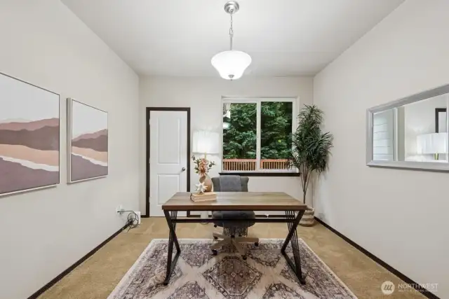 4th Bedroom/office