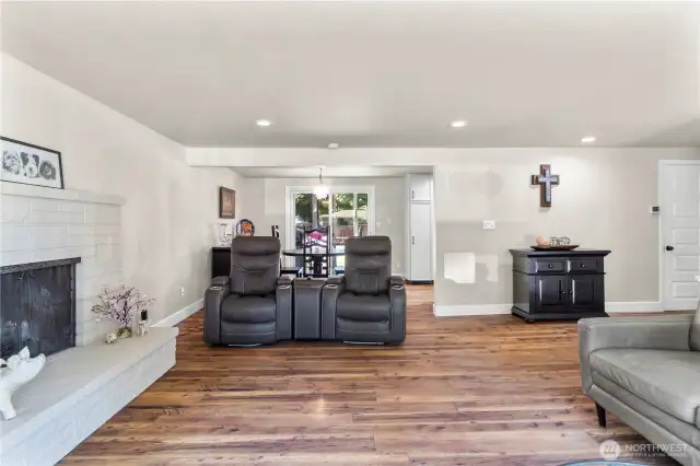 LIVING ROOM - Looking towards Kitchen