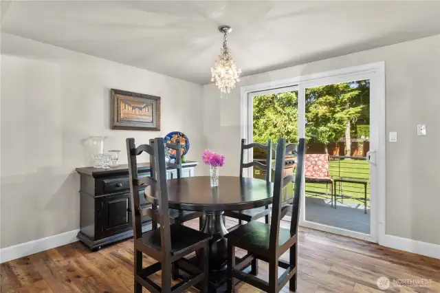 DINING AREA - Rear Patio slider to Back Yard