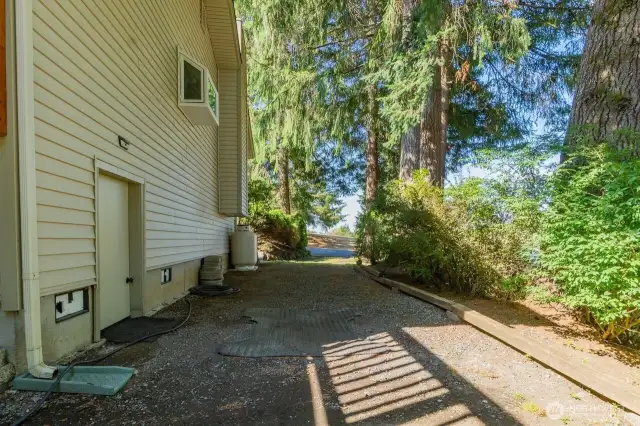 RV/Trailer/Boat Parking