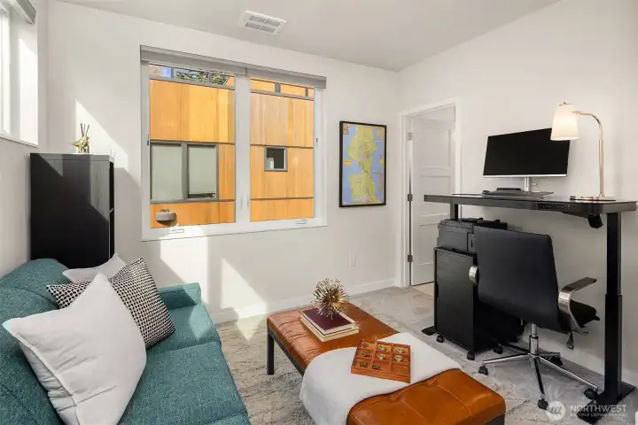 2nd bedroom suite.