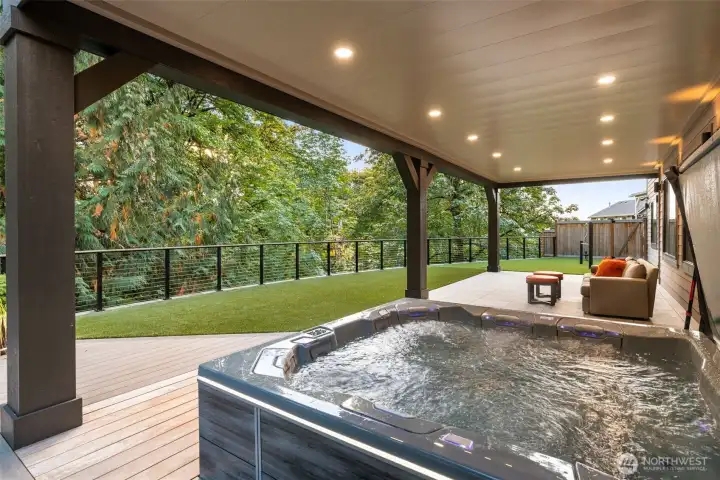 10 person hot tub