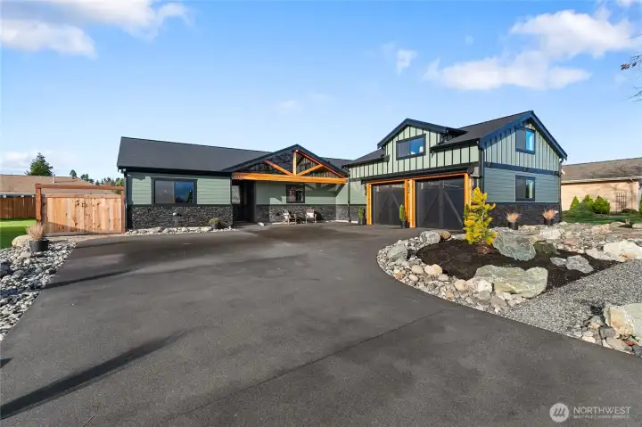 Welcome home to 8227 Comox Rd