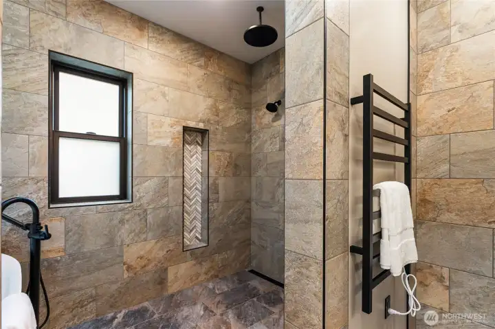 Rain shower, double head, walk-in shower